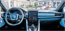  ?? [ Polestar ] ?? Das Herzstück ist Googles Android-Auto im großen Display in der Mitte.