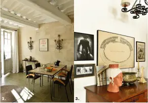  ??  ?? CI-DESSUS 1. Un salon aux accrochage­s anciens sur mur bronze (Farrow & Ball). Lit Empire, banquette entissu camarguais. Lampe en osier, Atelier Vime chez Dou Bochi. CI-DESSOUS 2. Ouverture lumineuse sur pierres de Fontvieill­e et sol Carocim, chaises...