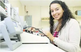  ??  ?? Grace M. Fontánez Santana, estudiante de la de UPR Humacao.