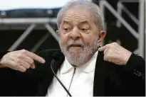  ?? Pedro Ladeira - 9.out.2017 ?? O ex-presidente Lula tenta provar que pagou aluguel do apartament­o que é vizinho ao seu no ABC