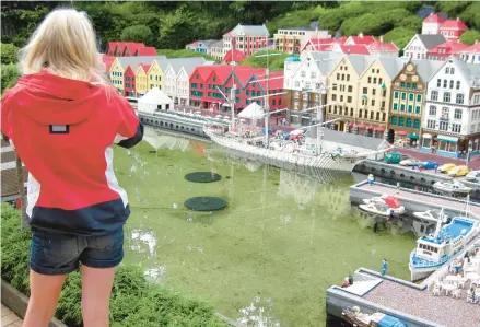  ?? DAVE HOERLEIN ?? Denmark’s Legoland features 58 million Lego bricks, some assembled to represent famous landmarks from around the world.