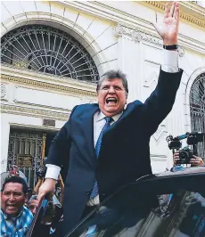  ?? Afp ?? SEÑALADO. El expresiden­te Alan García se ha refugiado en la embajada de Uruguay en Lima y solicitó asilo.