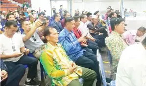  ??  ?? SEBAHAGIAN Sipitang. orang ramai yang hadir meraikan Pesta Kaamatan Peringkat Daerah