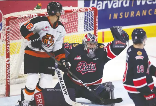  ?? TROY FLEECE ?? Regina Pats goalie Max Paddock was injured at the beginning of the season and his team got off to a slow start before essentiall­y playing .500 hockey the last 11 games.