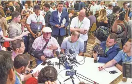  ?? TOM TINGLE/AZCENTRAL SPORTS ?? Cardinals coach Bruce Arians talks to reports during the NFL owners meeting at the Arizona Biltmore on Wednesday.