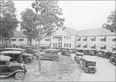  ?? (Courtesy Photo/Bella Vista Historical Museum) ?? The Sunset Hotel was built by the Linebarger Brothers and opened in 1929 on Sunset Mountain above what is now U.S. 71 across from Lake Bella Vista. This photo was taken in the mid-1930s.